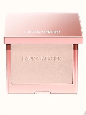 laura mercier Luminous Highlighter Compact — Soft Pink Shimmer